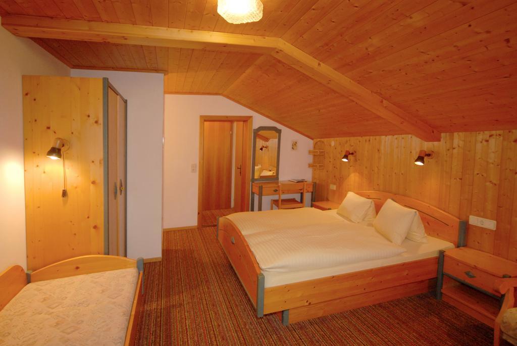 Landhotel Kielhuberhof Ramsau am Dachstein Rum bild