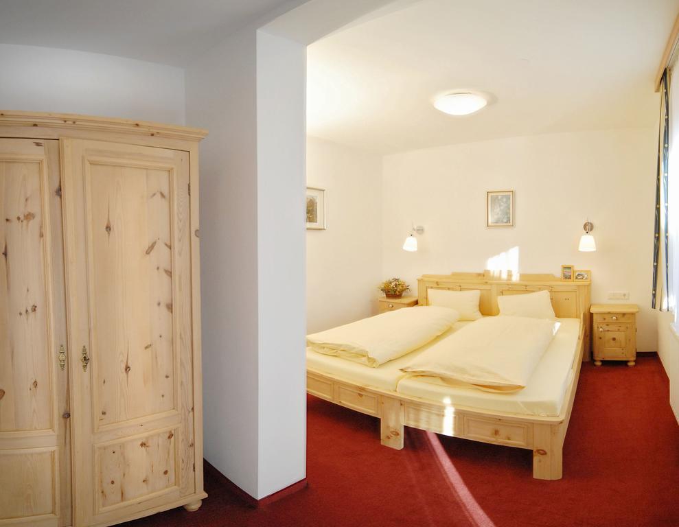 Landhotel Kielhuberhof Ramsau am Dachstein Rum bild