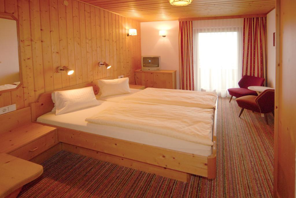 Landhotel Kielhuberhof Ramsau am Dachstein Rum bild